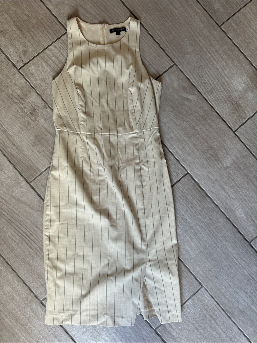 Size 2 Banana Republic Cream Pinstripe Midi Sheath Dress